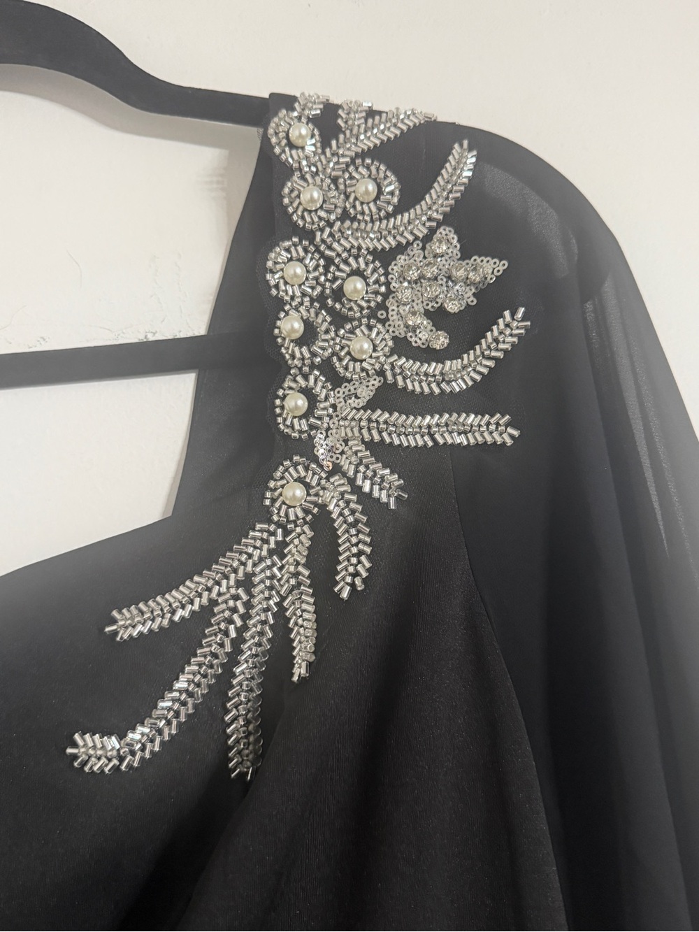 Black Silver Plus Size Embellished One Cold Shoulder Formal Evening Gown Sz 18 - Picture 9 of 16